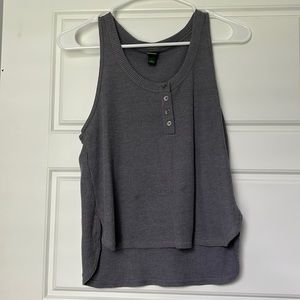 grey tank